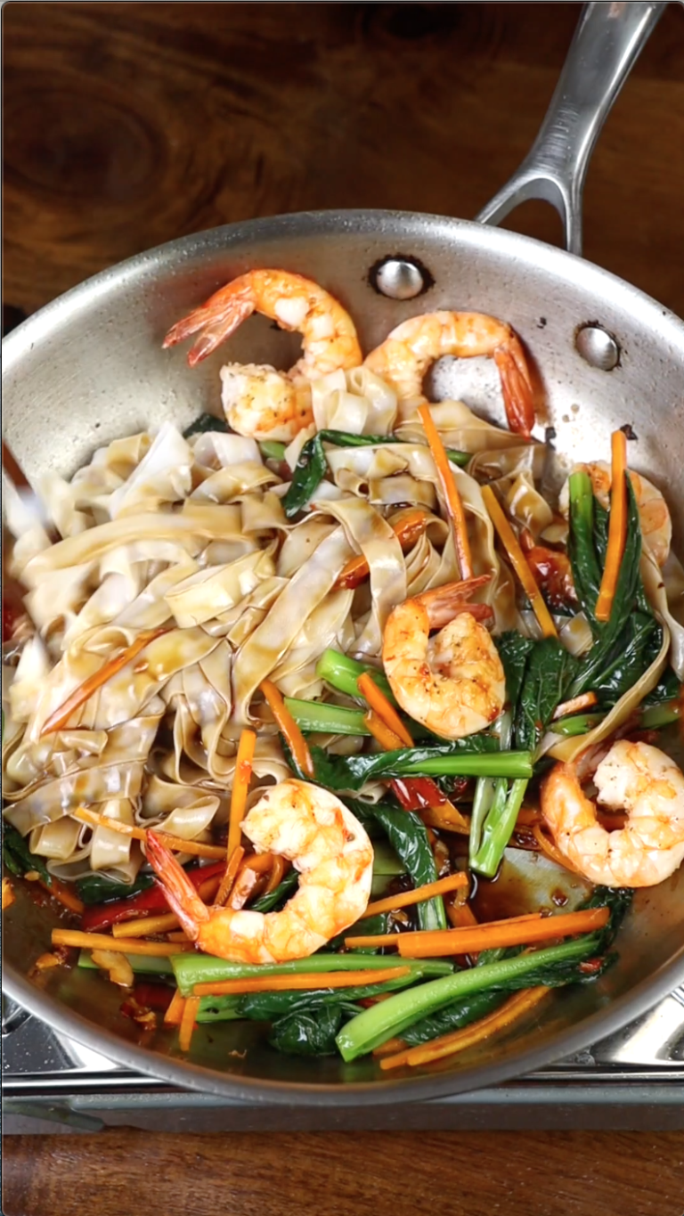 Drunken Thai Shrimp Noodles - Another Food Lover